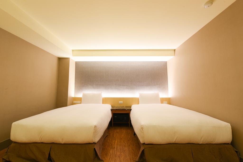 Simple Life Kaohsiung Hotel Екстериор снимка