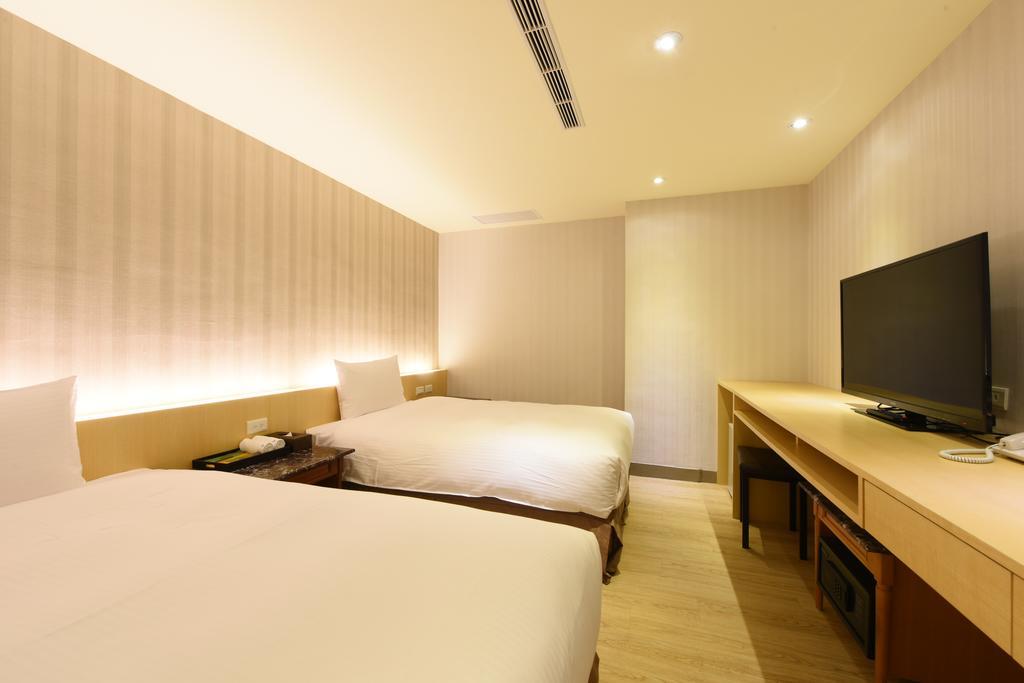 Simple Life Kaohsiung Hotel Екстериор снимка