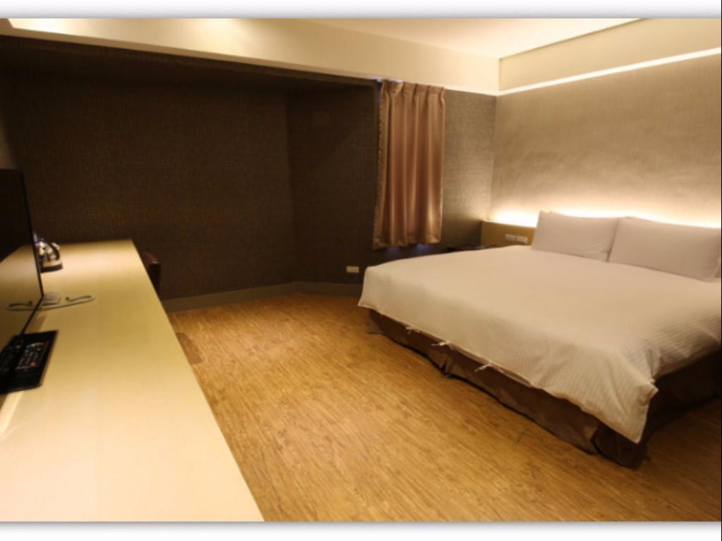 Simple Life Kaohsiung Hotel Екстериор снимка