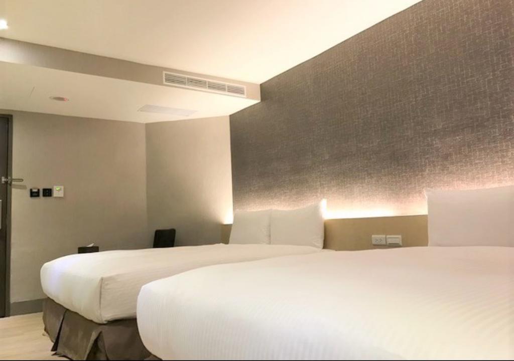 Simple Life Kaohsiung Hotel Екстериор снимка