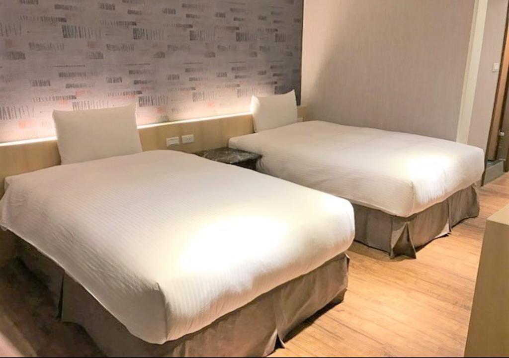 Simple Life Kaohsiung Hotel Екстериор снимка