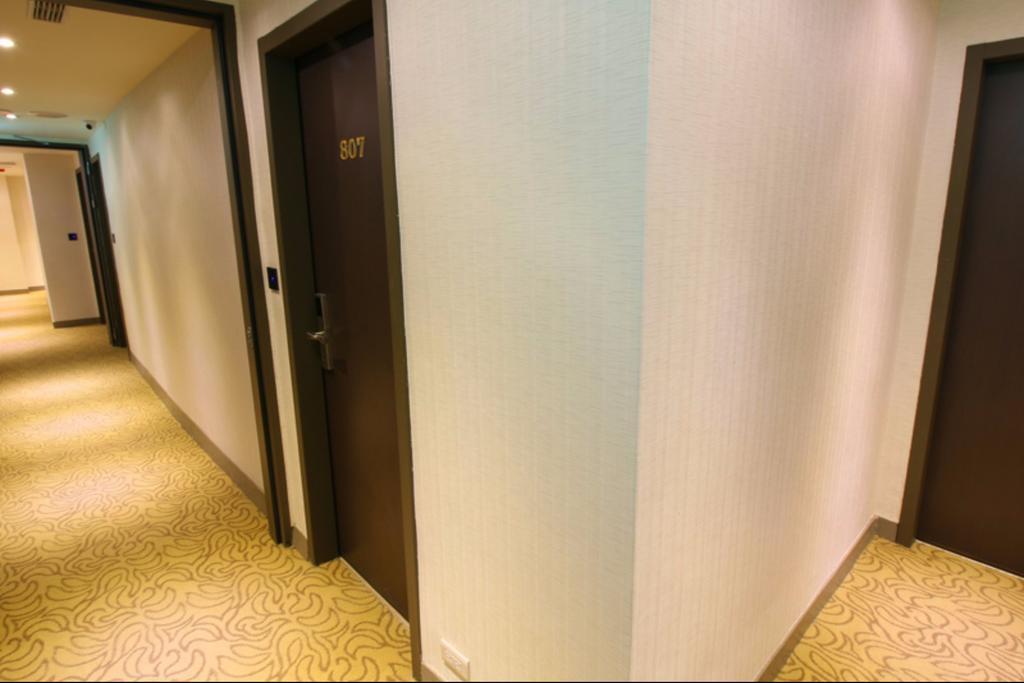 Simple Life Kaohsiung Hotel Екстериор снимка